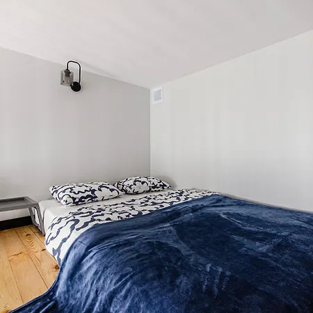 3a Loft Centre *